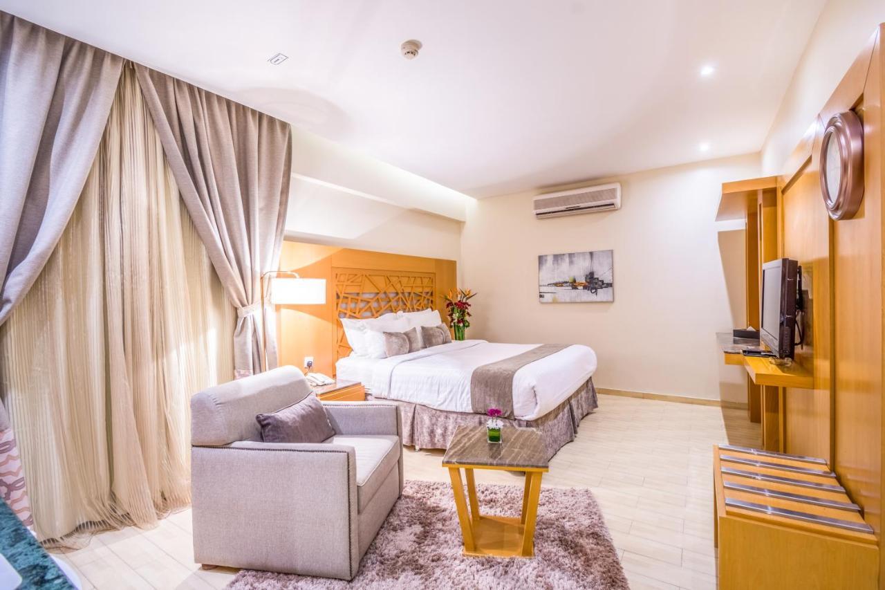 Al Muhaidb Al Malaz - Al Jamiah Riyadh Exteriör bild