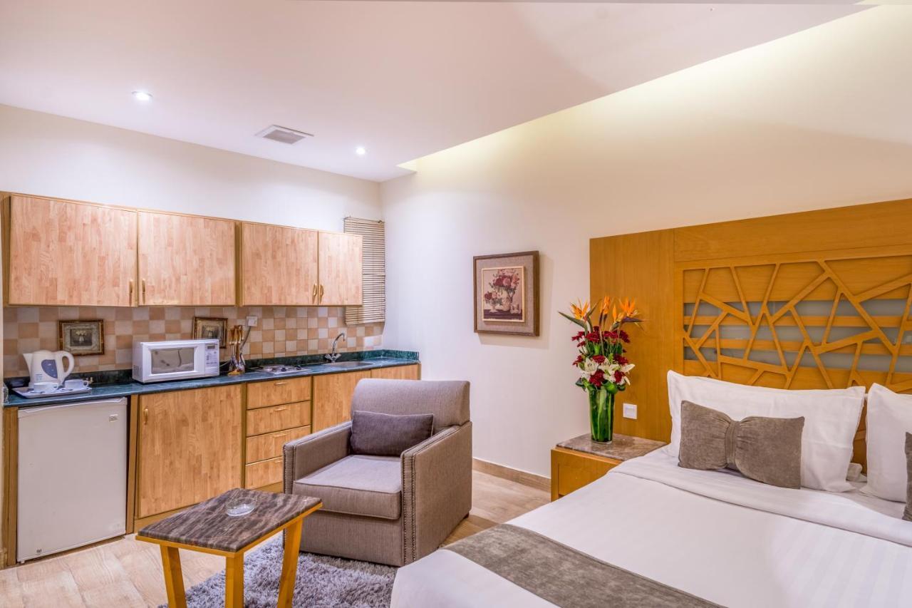 Al Muhaidb Al Malaz - Al Jamiah Riyadh Exteriör bild
